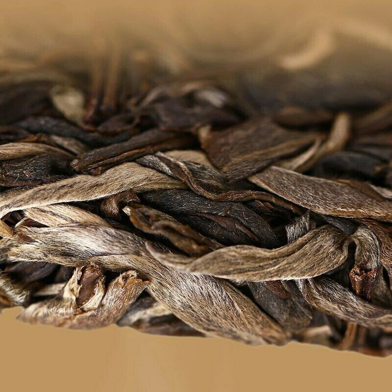 2020 Old Comrade Liang Pin Ling Qi Shen Puer Tee Alter roher Puer Tee Kuchen 400g