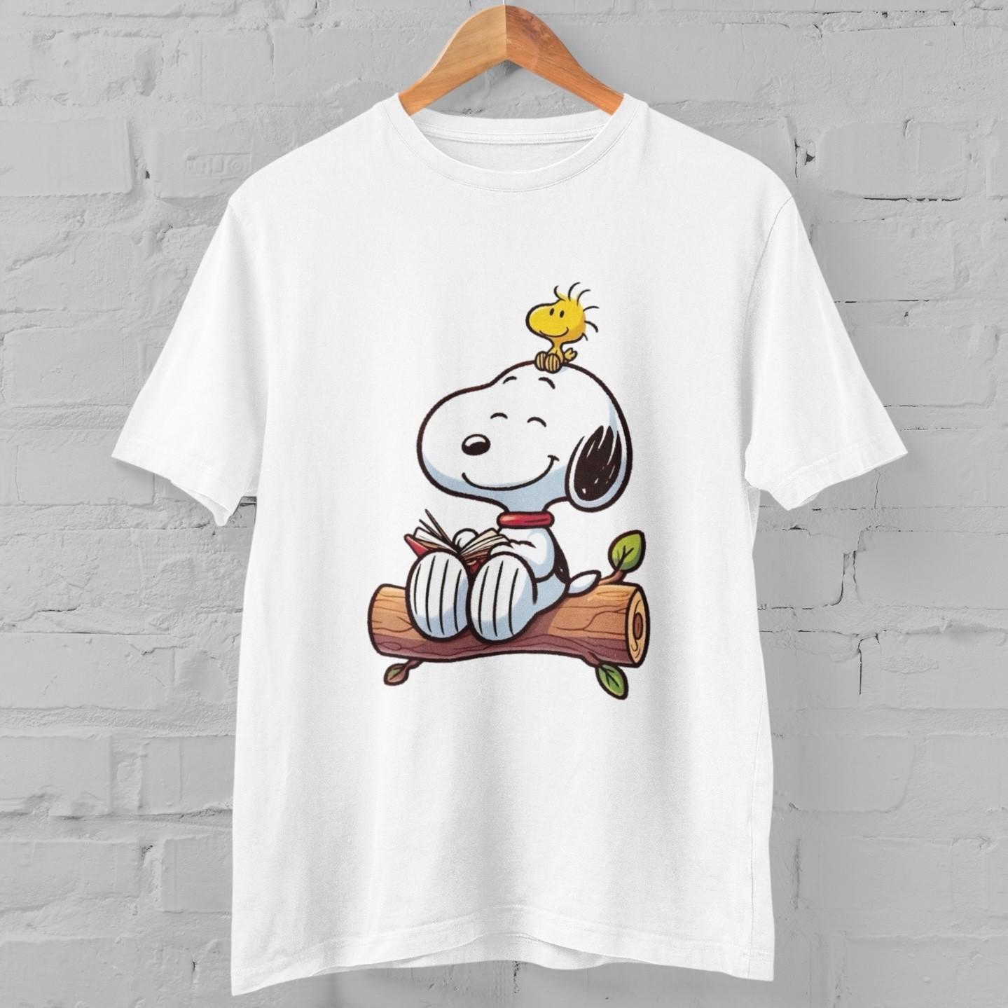 Cute Snoopy Reading Book T-Shirt Woodstock Sitting on Log Cartoon Graphic Tee XXL