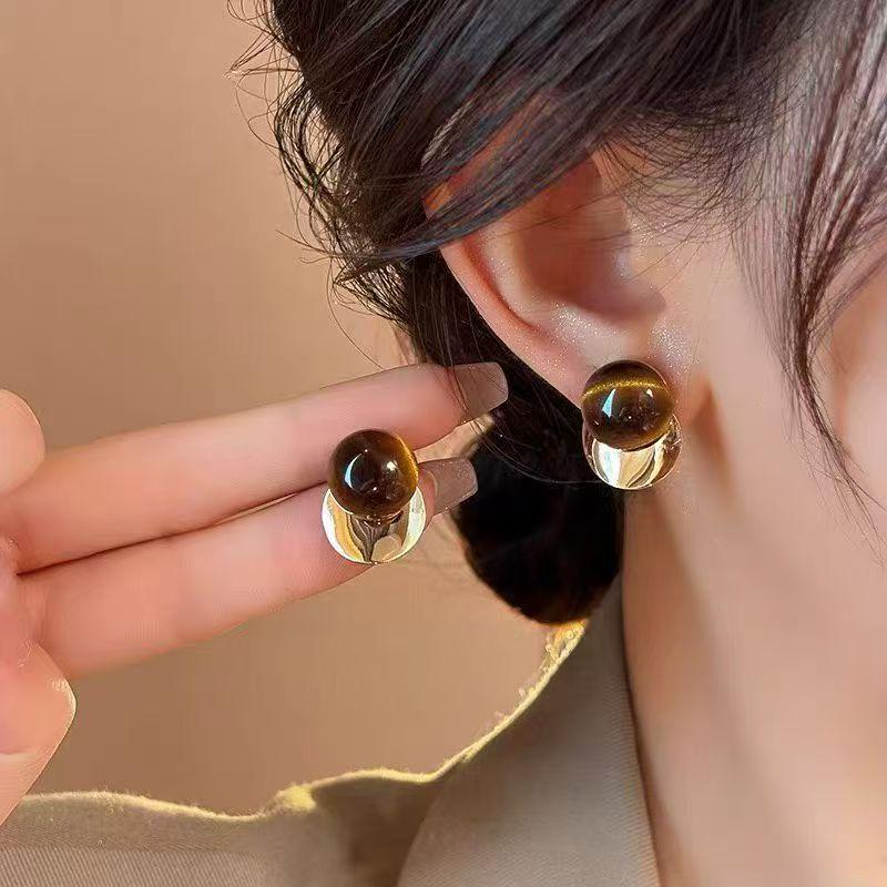Tiger's Eye Round Stud Earrings - Elegant Women's Luxury Fashion Jewelry
