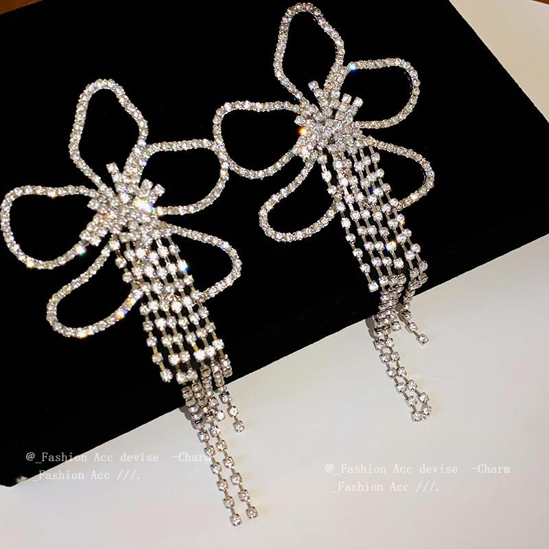 Silver Needle Diamond Flower Long Earrings Light Luxury Fashion Fringed Earrings Personality Advanced Temperament Earrings