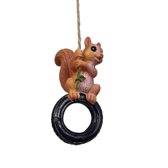 Durable Resin Patio Ornament Squirrel on Tire Outdoor Hanging Ornament, Realistic Figurine for Charming Courtyard Animal Decor Garden Tree Decoration,