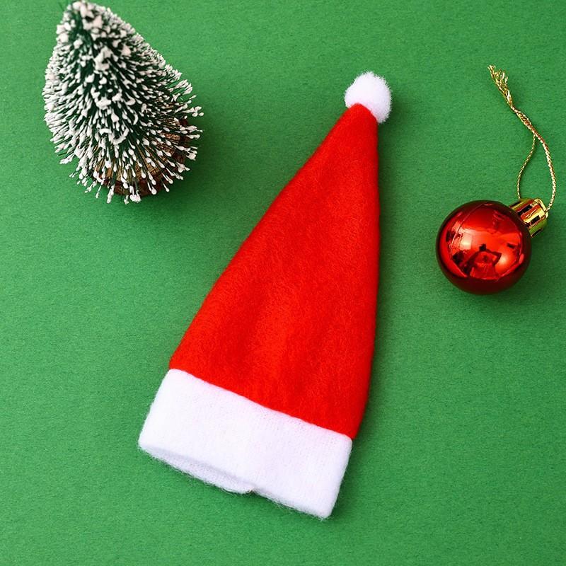 Santa Hat Cutlery Holder Christmas Table Decoration Red Felt Fork Knife Spoon Pocket Pouch Xmas Dinner Party Holiday Tableware Decor Set