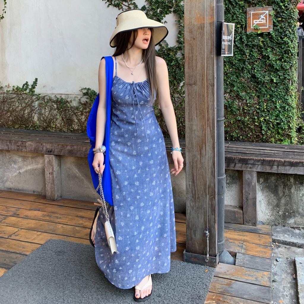 Women's Dress with French Elegance and Floral Halter Dress Summer Slimming Imitation Denim Print Halter Dress