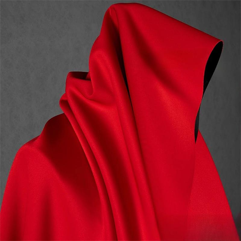 Černá a červená dvoubarevná vesmírná bavlněná látka oboustranná vzduchová vrstva silná potápěčská pletenina pro DIY šití oděvů sukní