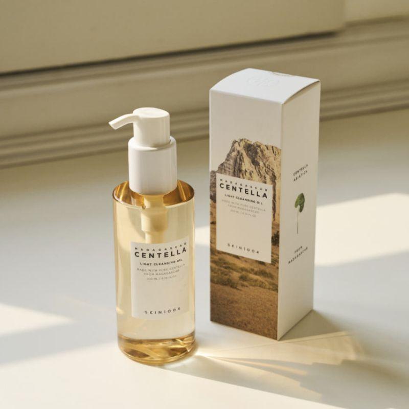 Skin1004 Madagascar Centella Light Cleansing Oil 200ml