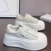 [Fanfna] Thick-soled Little White Shoes for Women's Autumn 2025 New Versatile Height-increasing, Lightweight and Comfortable Casual Board Shoes