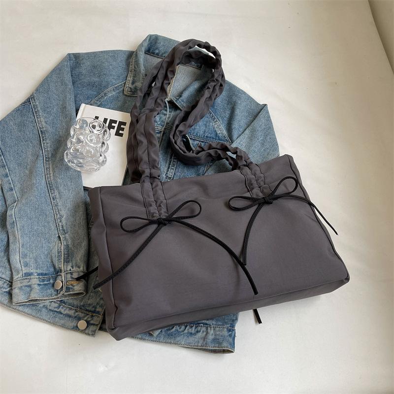 Fashion Pleated Large-capacity Bag Women's 2025 Spring and Summer New Korean Version Simple Casual Tote Bag Commuter Shoulder Bag