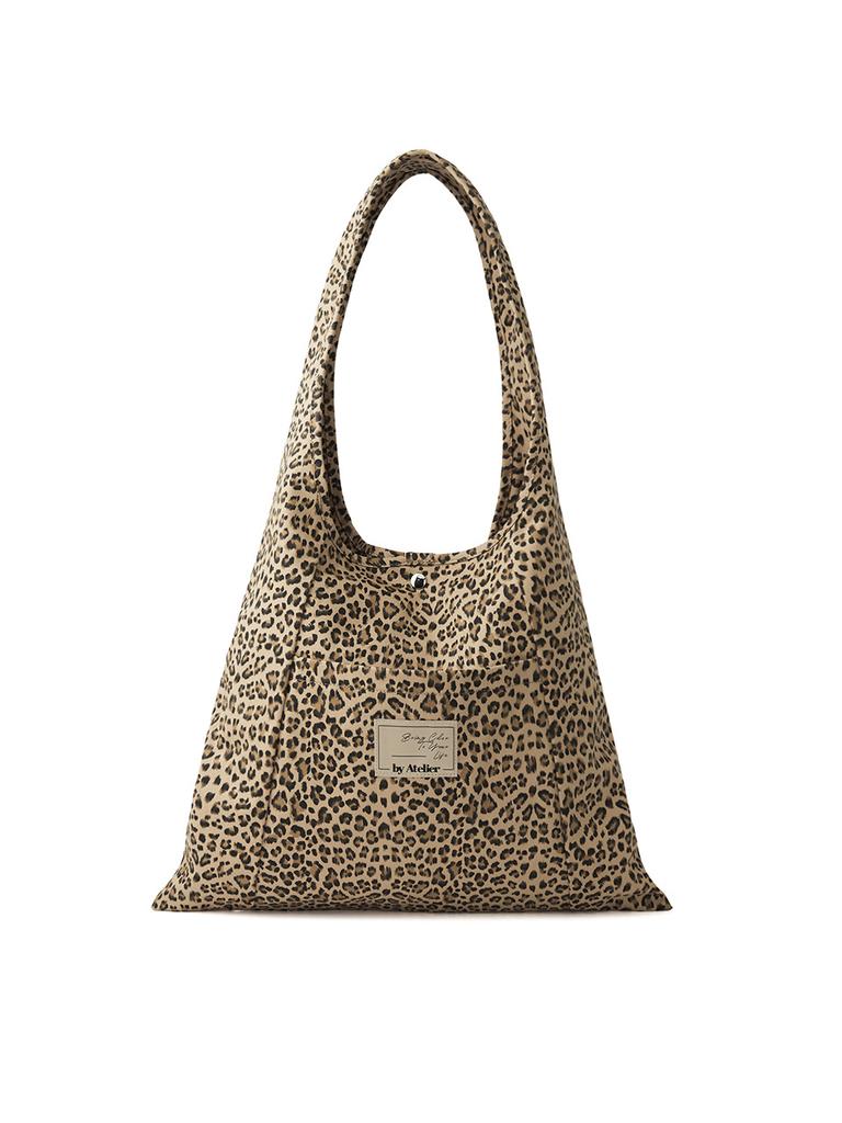 Atelierpark Lee Ji Hobo Bag_Leopard