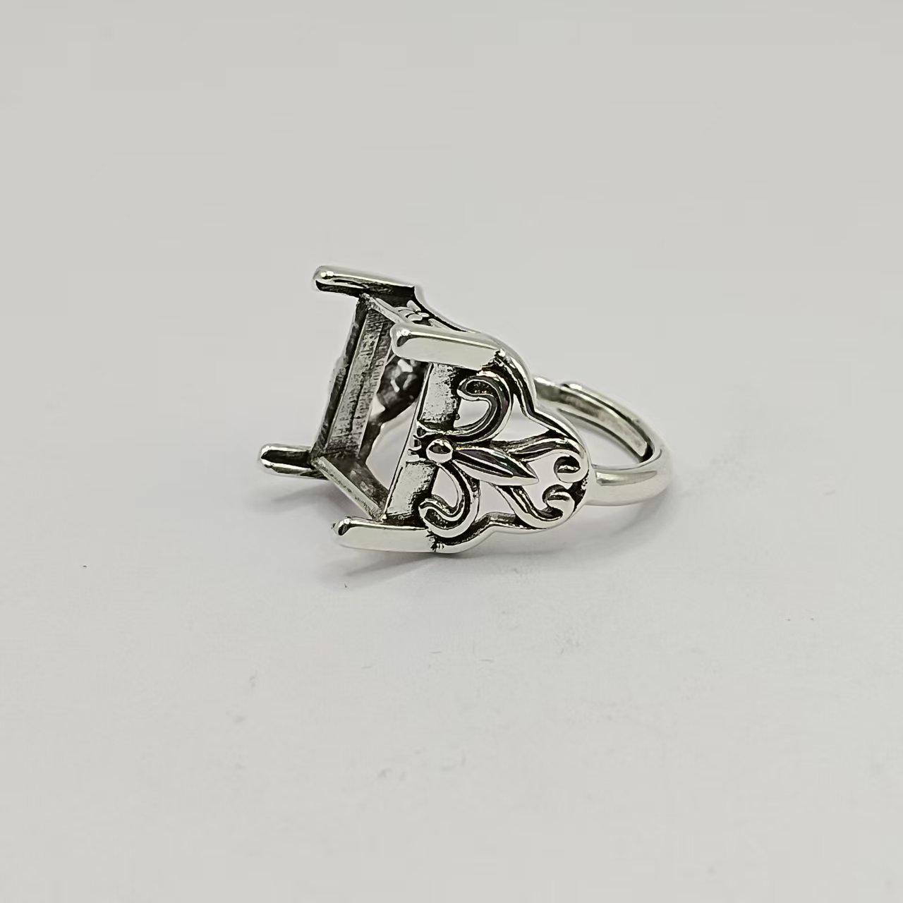 

Yin Taifei Vintage Unisex Thai Silver Amber Ring, Simple Wide Band 8x8 Adjustable Open