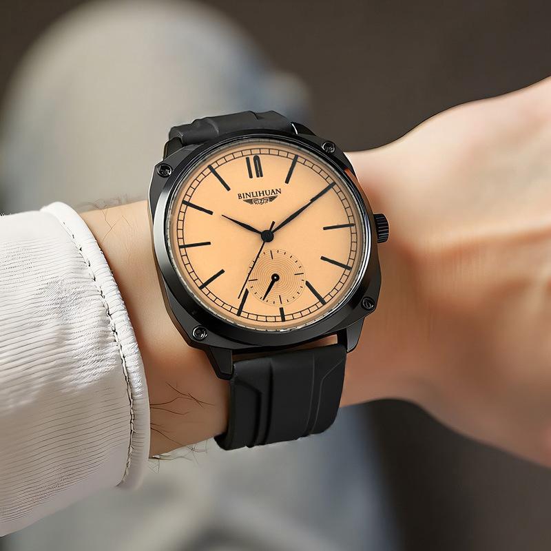 Simple Men Leather Watch Sport Quartz Movement Wristwatch