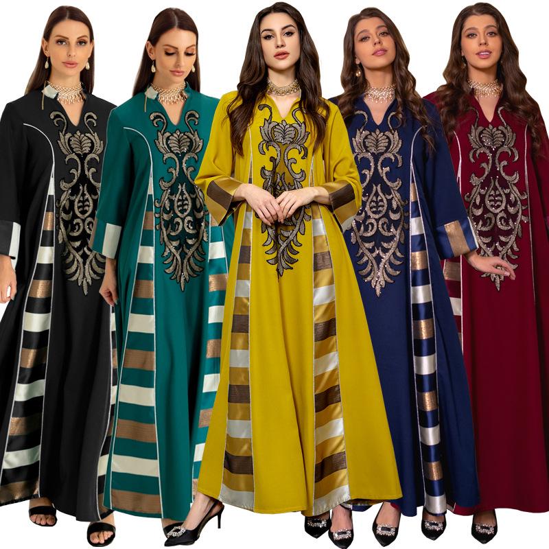AB052 Women's Embroidered Striped Abaya - Middle East Arabic Muslim Robe