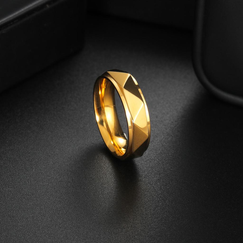 2024 New European and American Couple Titanium Steel Rings