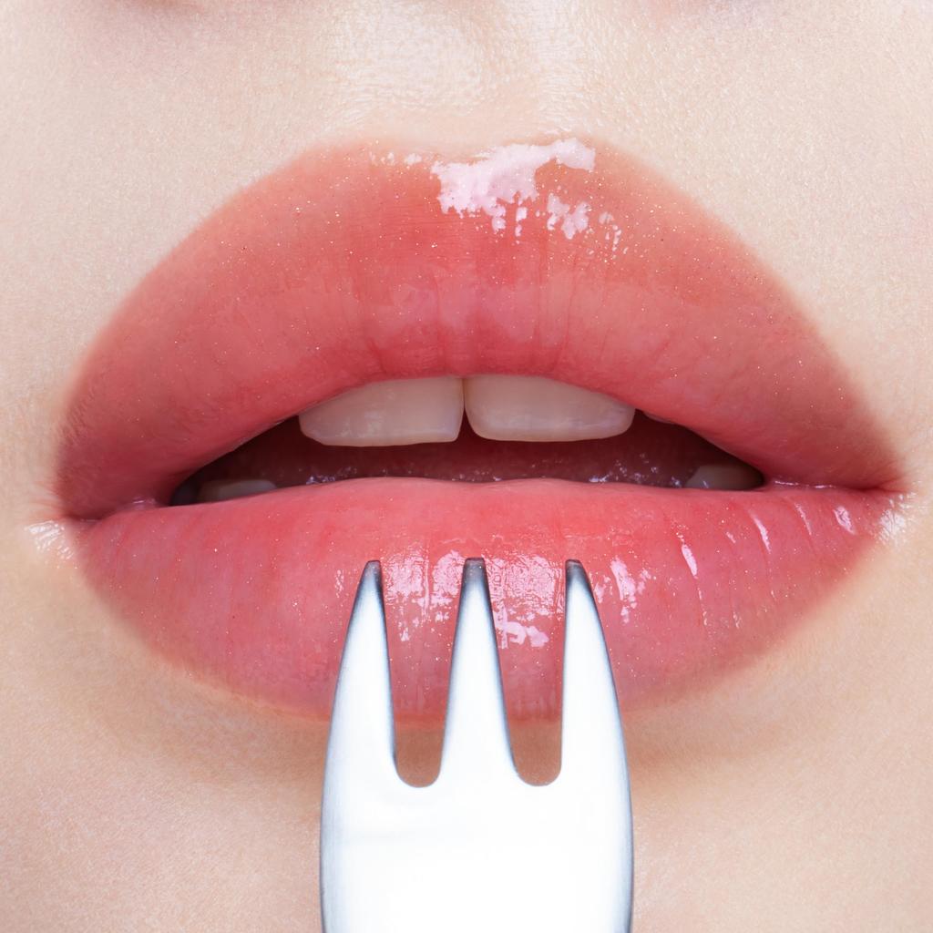 Shu Uemura Kinucare Glow Up 5.5mL PK 337 Strawberry Sorbet Hanami Glacé Collection Lip Gloss Lipstick Lip Gloss Tone Up Authentic