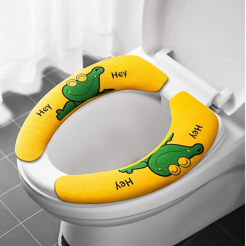 Four Seasons Cartoon Electrostatic Toilet Seat Cushion - Warm, Thickened, Adhesive Pad
