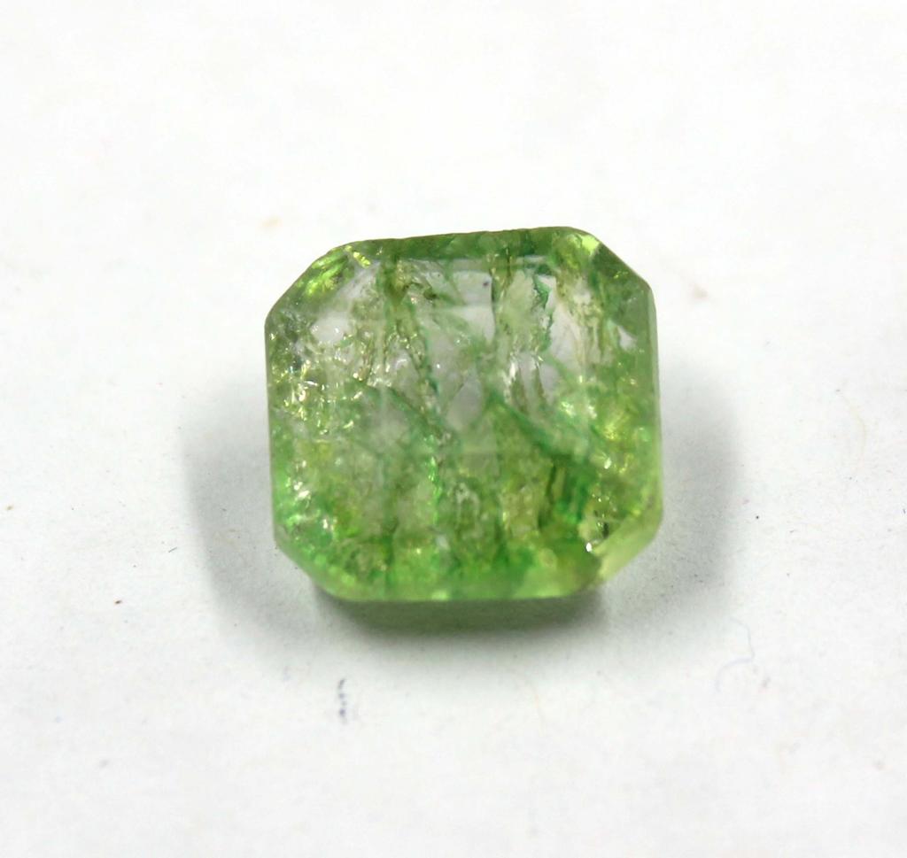 5.85 Carat Excellence Quality Emerald Shape Green Emerald Colombia Certified Gemstone SN63