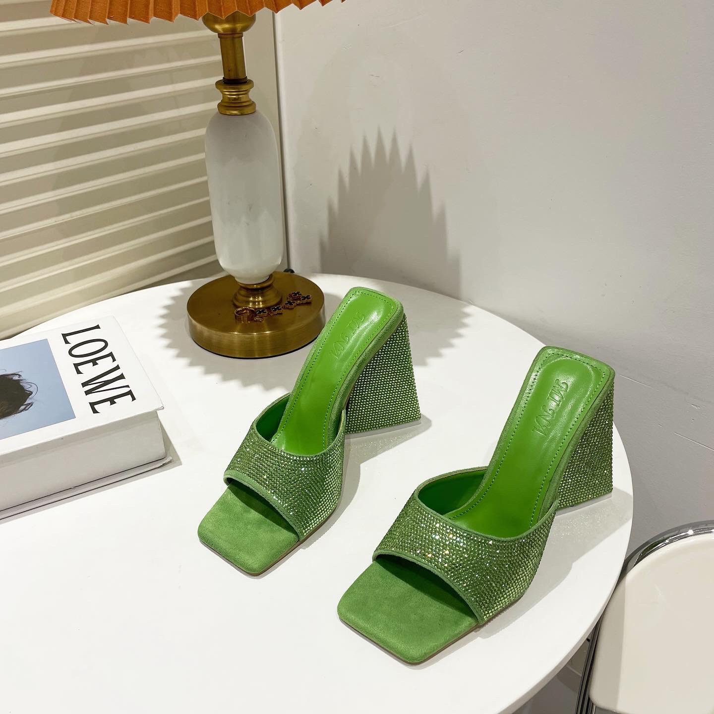 

Модные женские туфли на высоком каблуке, новые летние туфли со стразами и треугольным толстым каблуком, сексуальные туфли с квадратным носком, женские туфли для вечеринок 37 зелёный