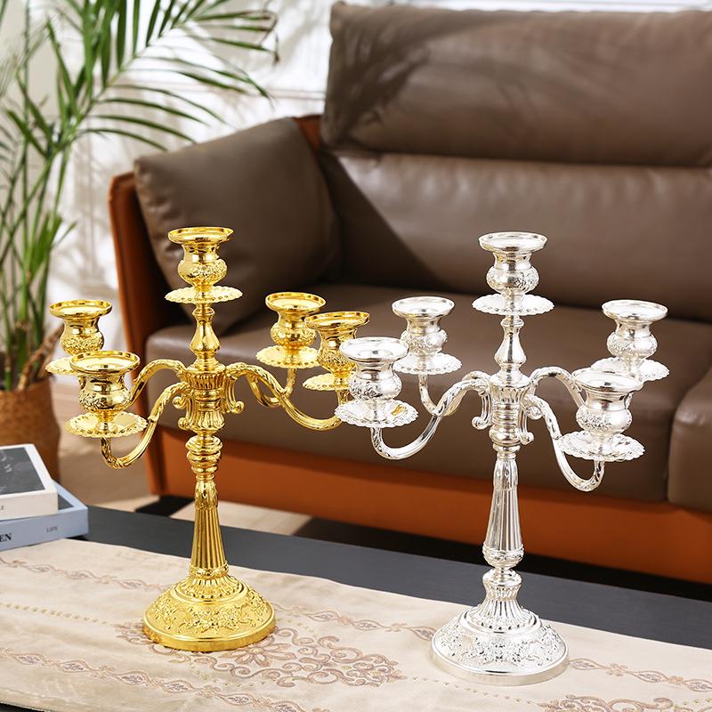 Europejski Retro Złoty Świecznik: Romantyczny świecznik do dekoracji domu, stołu jadalnego i aromaterapii