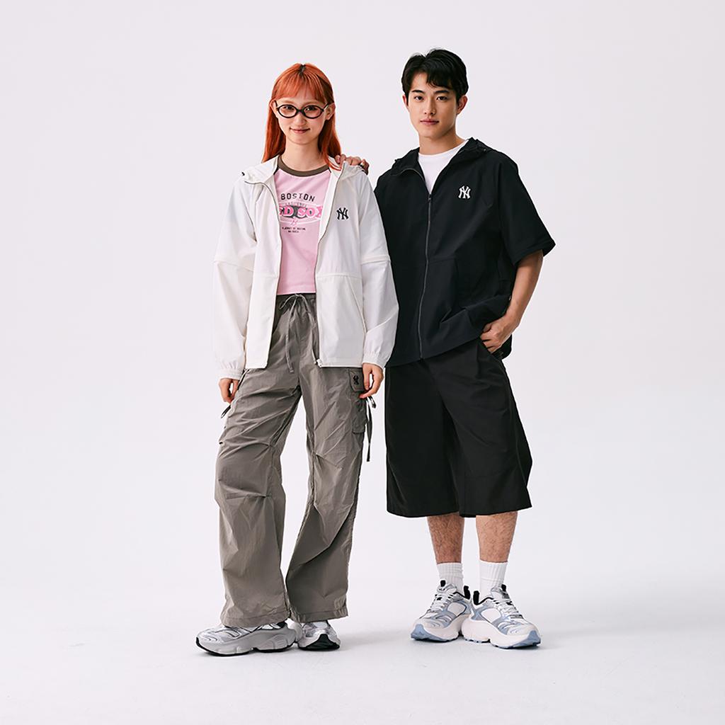 New MLB New York Yankees Basic Collection SS25 Jackets & Coats Unisex Black 3AWJB0153-50BKS