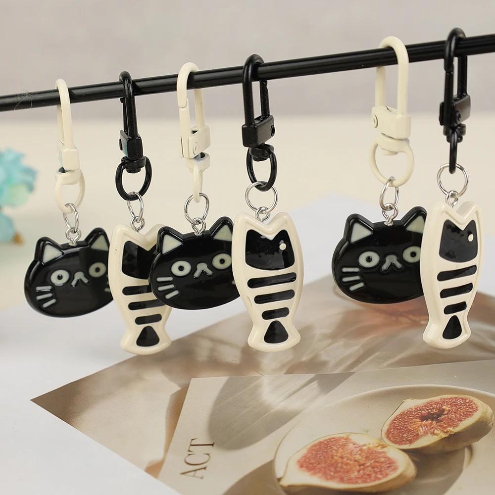 1pair Cute Little Cat Keychain Creative Fish Kitten Resin Cartoon Pendent Fashion Bag Accessories for Couple Gift Car Key Chains