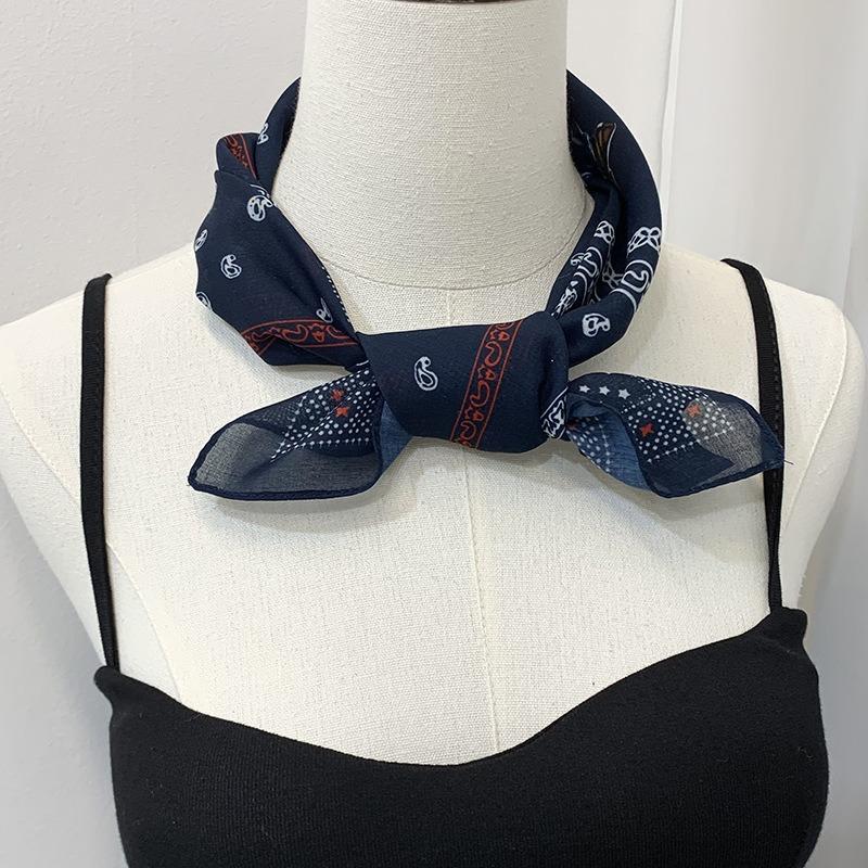 Headscarf Female idyllic literary and retro decorative scarf Scarf Breathable cashew flower silk scarf Square scarf Premium hair band