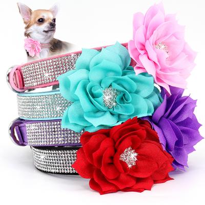 Guler Strălucitor cu Strassuri pentru Câine cu Accesoriu Floare Piele Moale de Cămilă Guler Colier pentru Pisici Cățeluși Câini Mici Medii