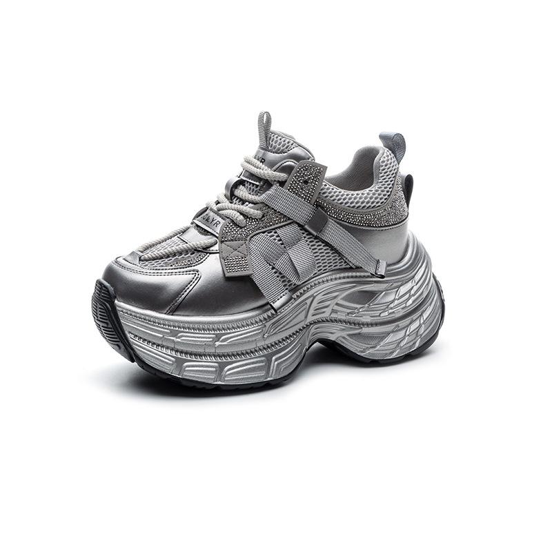 2025 New Casual Platform Internet Celebrity Fashion Dad Shoes Women's Versatile Inner Height Increase Lightweight Small Sports Women's Shoes