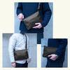 Bolsa Mini de Ombro VERAPELLE em Couro Genuíno, Sacoche, para Homens e Mulheres. Fino, Leve e Elegante. Perfeito para Transversal ou Armazenamento de iPad. Fez