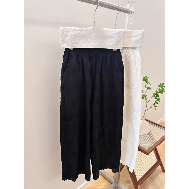 2026 Gentle and Elegant High-Waisted Slimming Pants with Intricate Embroidery, Casual Women's Cropped Pants