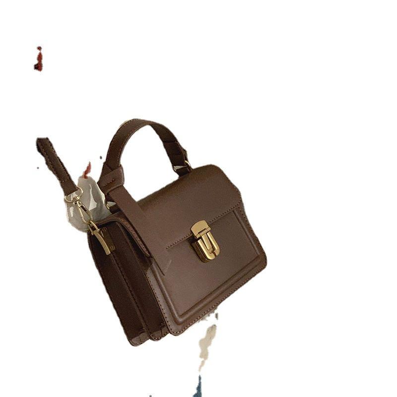 Spot Versatile Ins Messenger Bag Women's 2025 New Trendy Retro Portable Small Square Bag Niche Texture Shoulder Bag