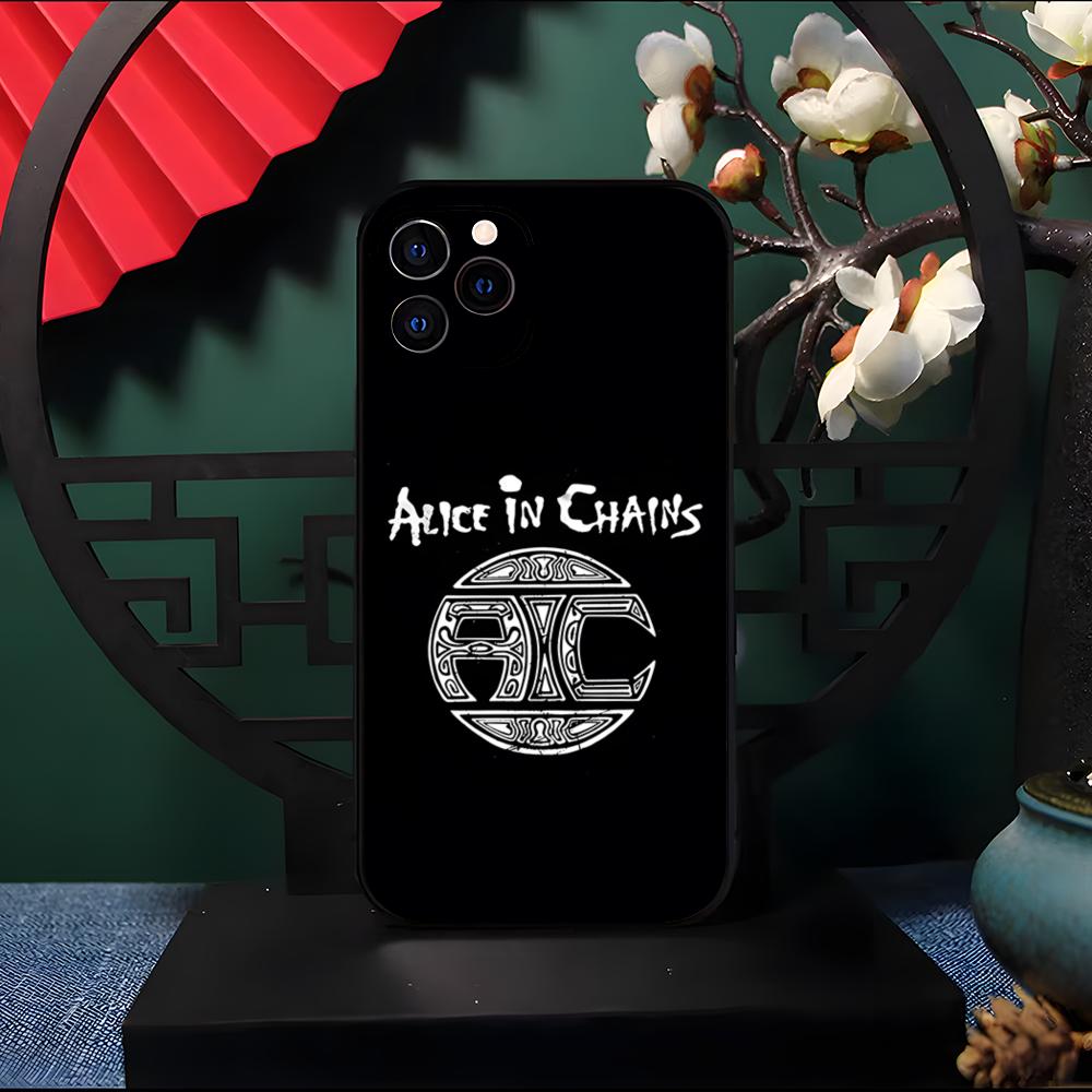 

Retro Band Alice In Chains Phone Case For IPhone 17 Pro Max 16 15 14 Pro Max 13 11 Air Plus Silicone Cover iPhone 13 Pro Max