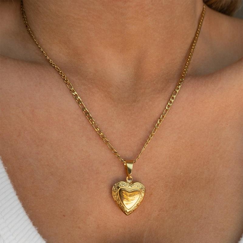 Stainless Steelss Shell Flower Pendant Necklace For Women Vintage Gold Color Heart Clavicle Chain Romantic Necklace Zircon Gift