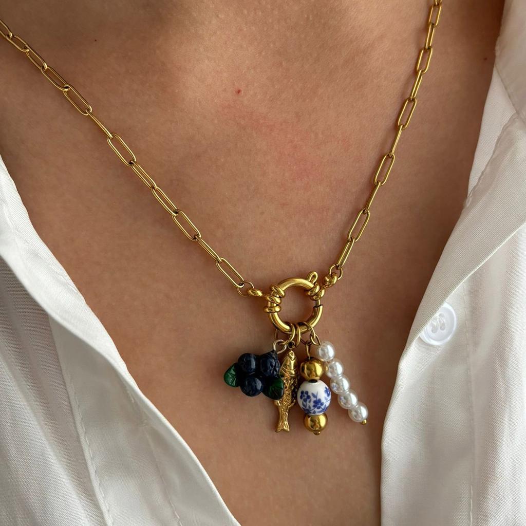 Elegant Imitation Pearls Grape Blueberry Pendant Necklace Titanium Steel Texture Suitable for Fashionable Women Present