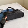 A Large-capacity Tote Bag, A Simple and Convenient Hand and Shoulder Bag for Commuting To Work