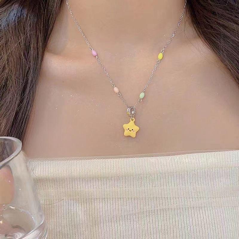 

Желтая счастливая звезда ~ милое выражение звезды дофаминовое ожерелье карамельного цвета кулон изысканный воротник-свитер-цепочка женский