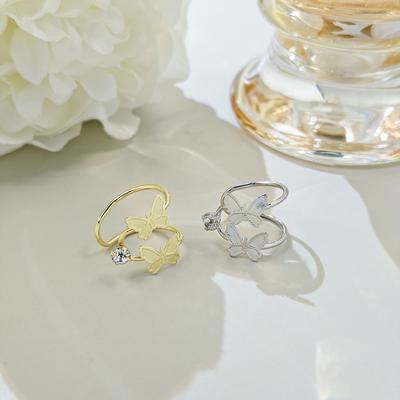 Einfache und Kleine Schmetterling Ohrklemmen Ohne Ohrloch, Hochwertiges Kaltes Wind Diamant Ohrknochen Klemmen Weiblich