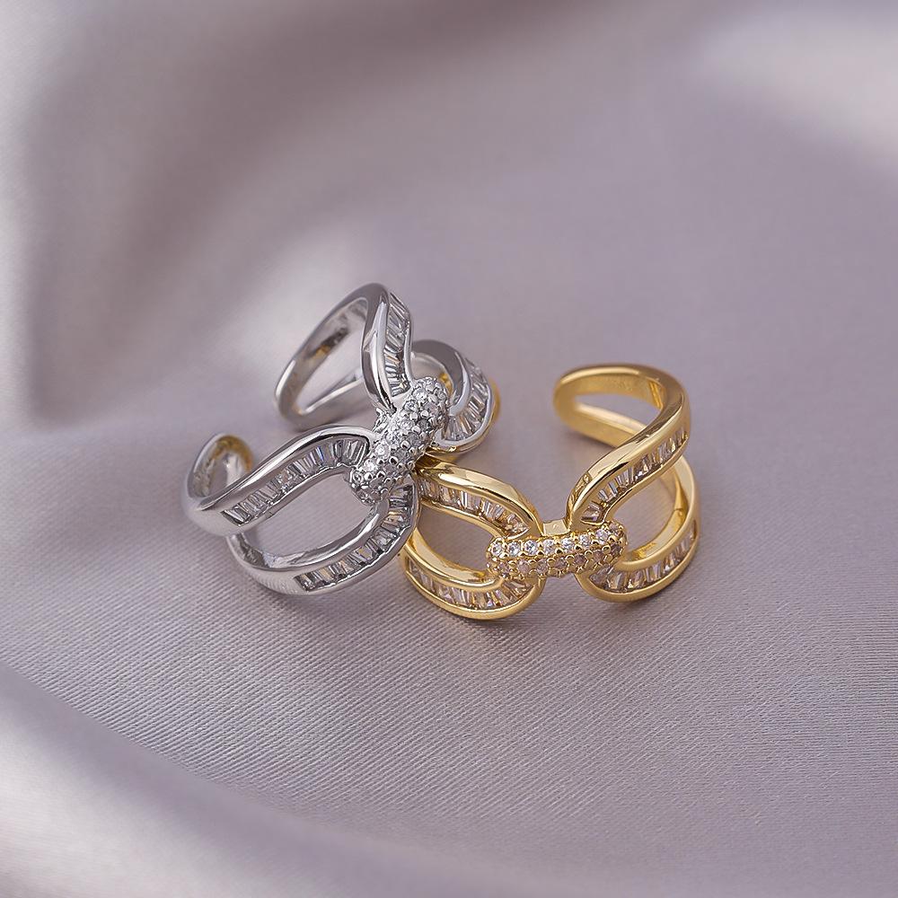 

Элегантное женское кольцо с цирконом: Высококлассное, нишевое дизайнерское, модное корейское кольцо на указательный палец J-023 Silver