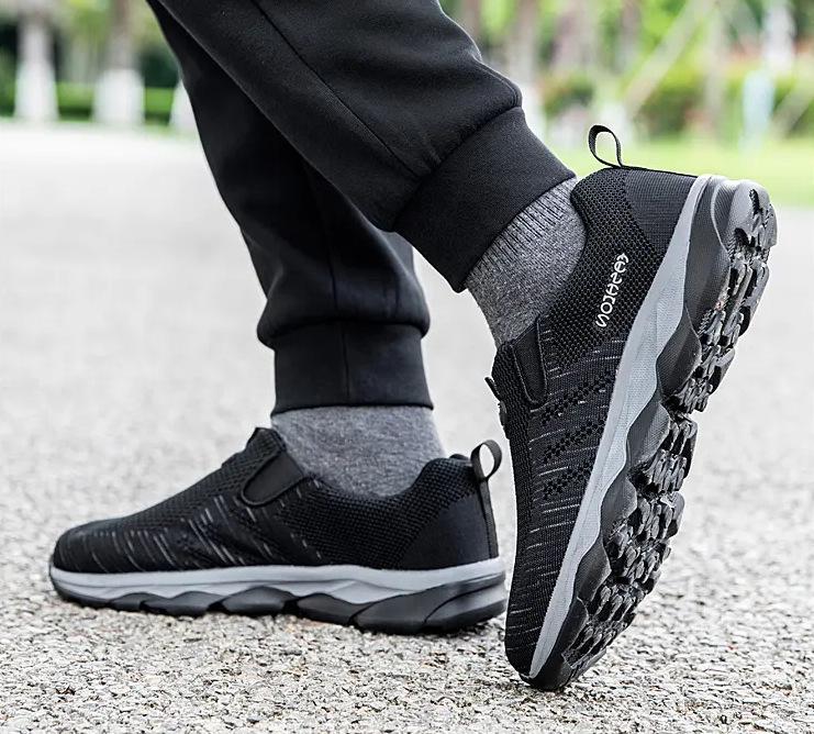 

Elderly shoes men s s**t-soled lightweight mesh shoes ****** and autumn sports and leisure middle-aged and elderly walking old ******* cloth shoes 44