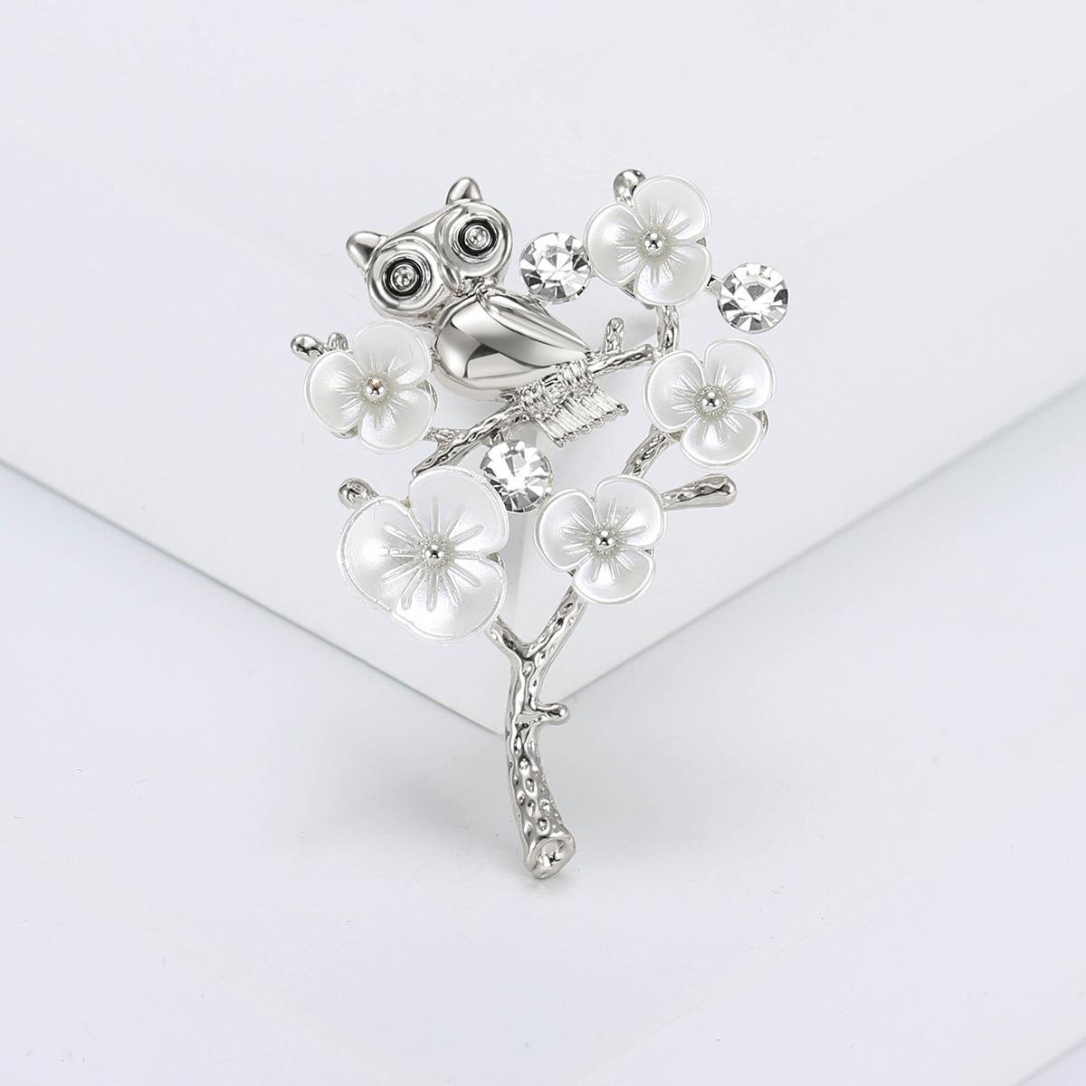 

Винтажная брошь в виде совы в виде цветущей сливы, темпераментный костюм, булавка для пальто, элегантные модные аксессуары