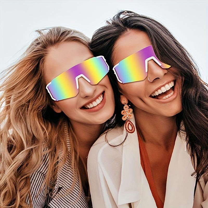 10 pairs of men's oversized sunglasses in combination