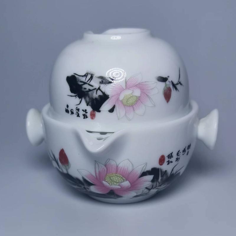 

Високоякісний керамічний чайний набір, дорожній чайний посуд, включає 1 каструлю, 1 чашку, красивий і простий чайник, чайник кунг-фу, елегантний гайван