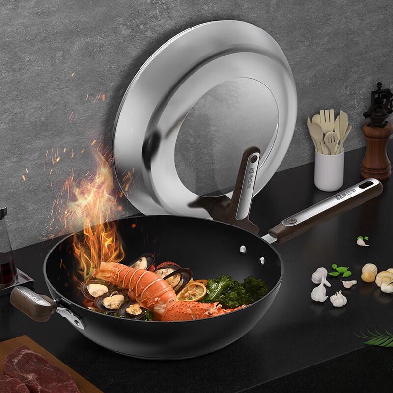 KOBACH 34cm Rust-Proof Cast Iron Wok Set