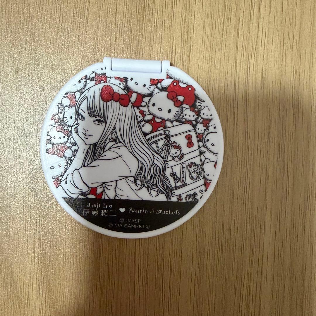 Junji Ito Sanrio Characters Folding Mirror