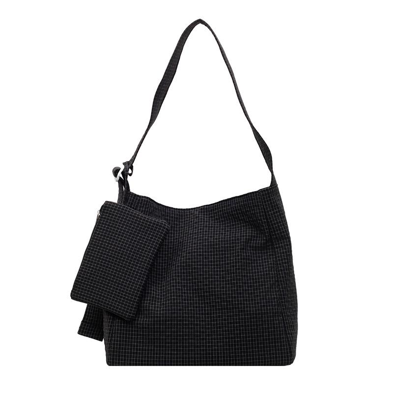 

Korean Style Women s Large Capacity Plaid Tote: Trendy, Versatile, Multi-Pocket Crossbody Shoulder Bag for Work & Commute. чорний