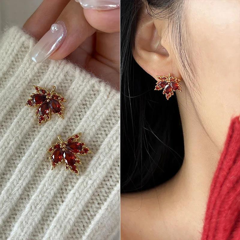 1Pair 2026 New Red Maple Leaf Stud Earrings for Women, Vintage Temperament Crystal Leaves Earrings, Elegant Gold-Tone Fashion Jewelry Accessories United States