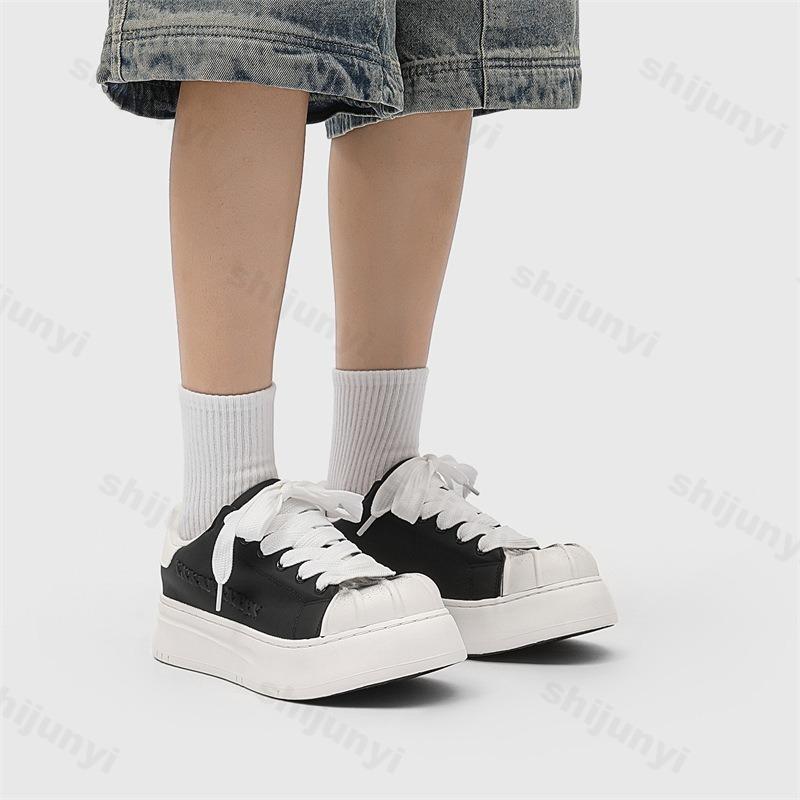 Fashion 2025 New Low Top Fashion Trend Casual Thick Soled Sports Shoes for Men Comfortable Niche Design Non Slip Lace Up Chunky sneakers