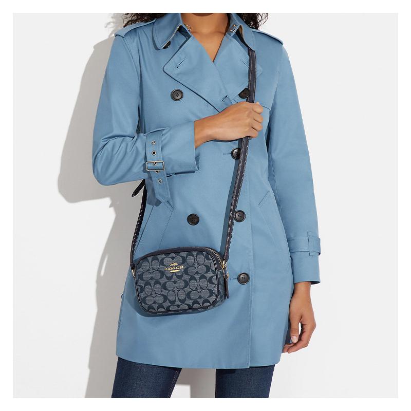 Coach Jamie 19 Classic Presbyopic Zipper Closure Chambray Canvas and Leather Shoulder Crossbody Bag Mini Women's Denim Blue