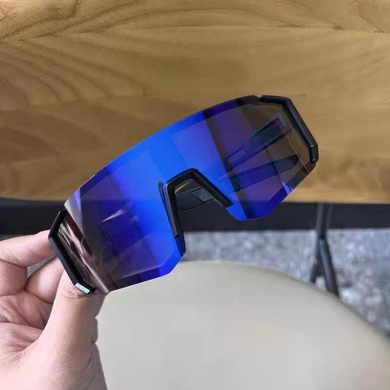 Sports Sunglasses Wraparound Design Lightweight Frame Durable Lens UV Protection Outdoor Eyewear for Running Cycling and Hiking