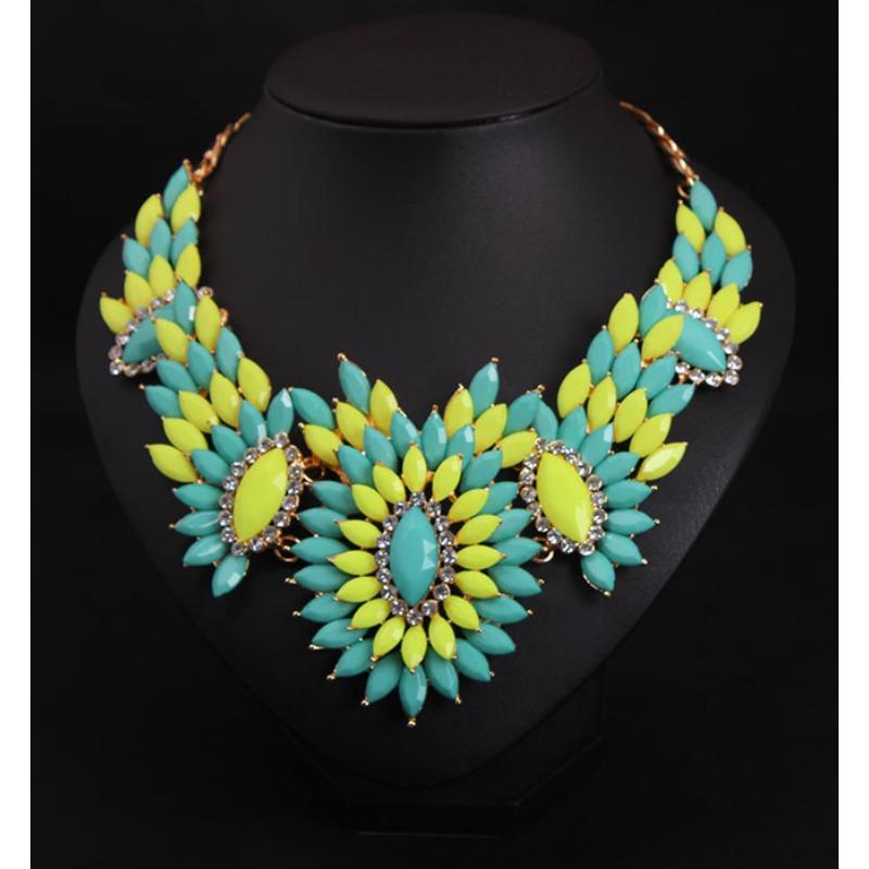 Europe, America, Colored Crystal Gemstone Diamond Short Collarbone Necklace Exaggerated Fashion Women'S Accessories