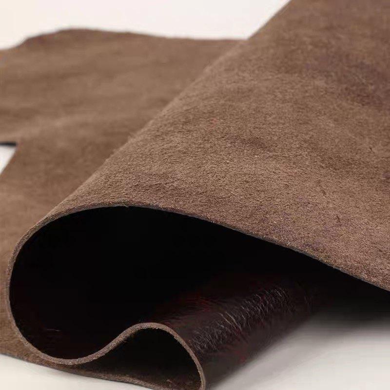 1.5mm Thick Coffee Colored Retro Color Changing Oil Wax Leather, Deep Brown Top Layer Genuine Leather, Handmade DIY Leather Good