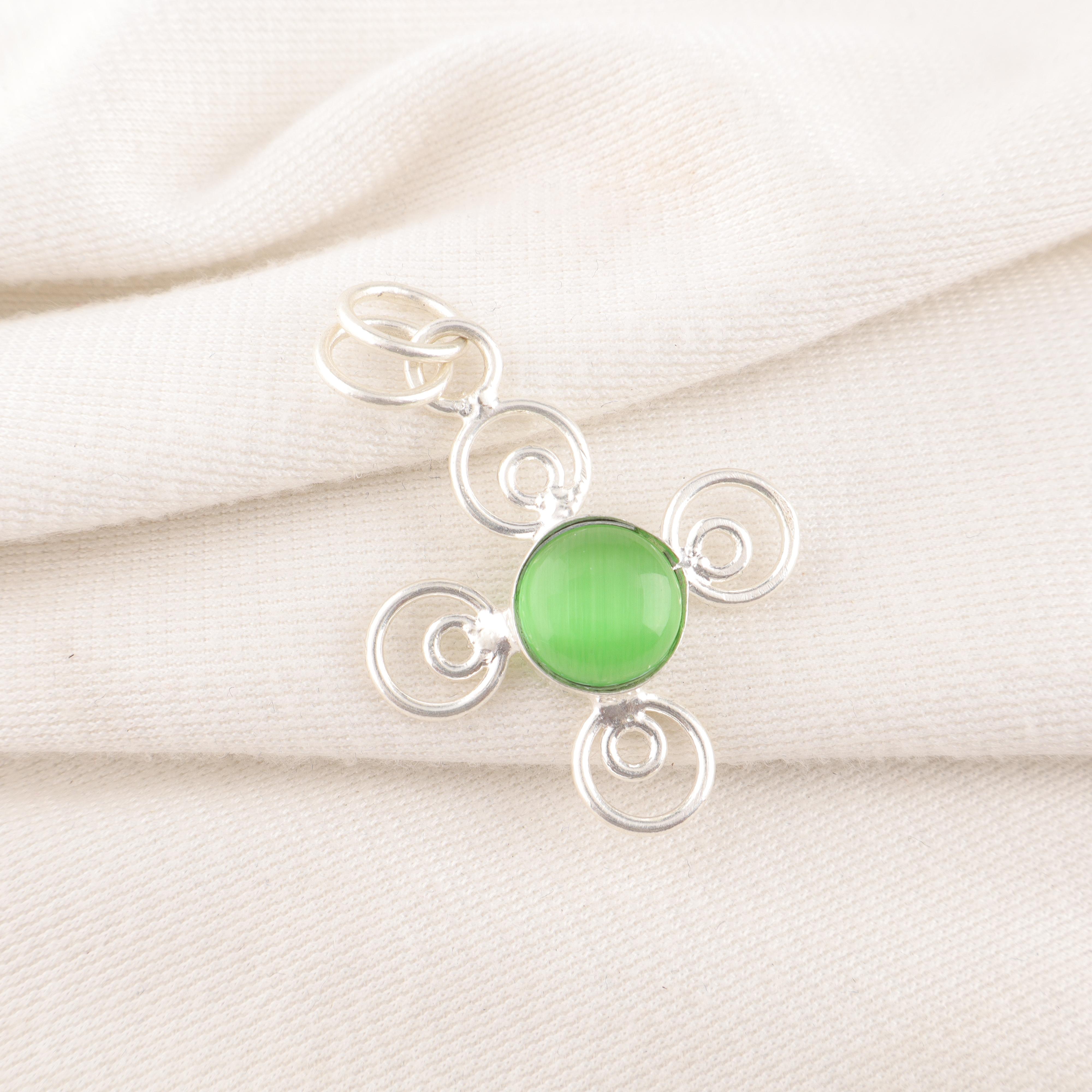 

Green Cat s Eye Gemstone Pendant , 925 Solid Sterling Silver Jewelry, Handmade Spiritual Jewelry For Wedding Gift 1.57 Inches зелёный